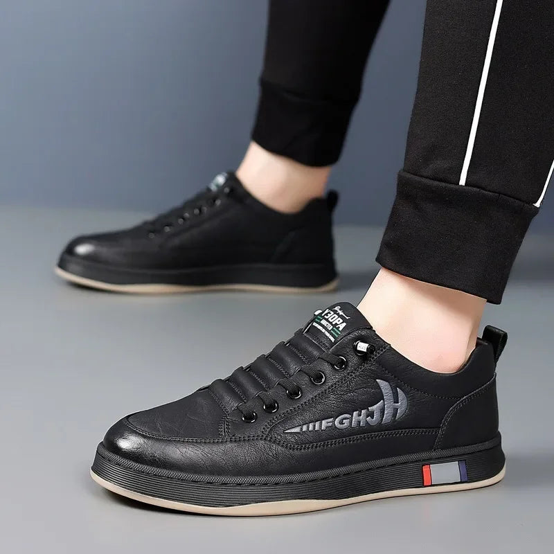 New Designer Cow Leather Sneakers for Men Designer Soft Sole Breathable Sports Shoes Man Fashion Casual Light Zapatos De Hombre