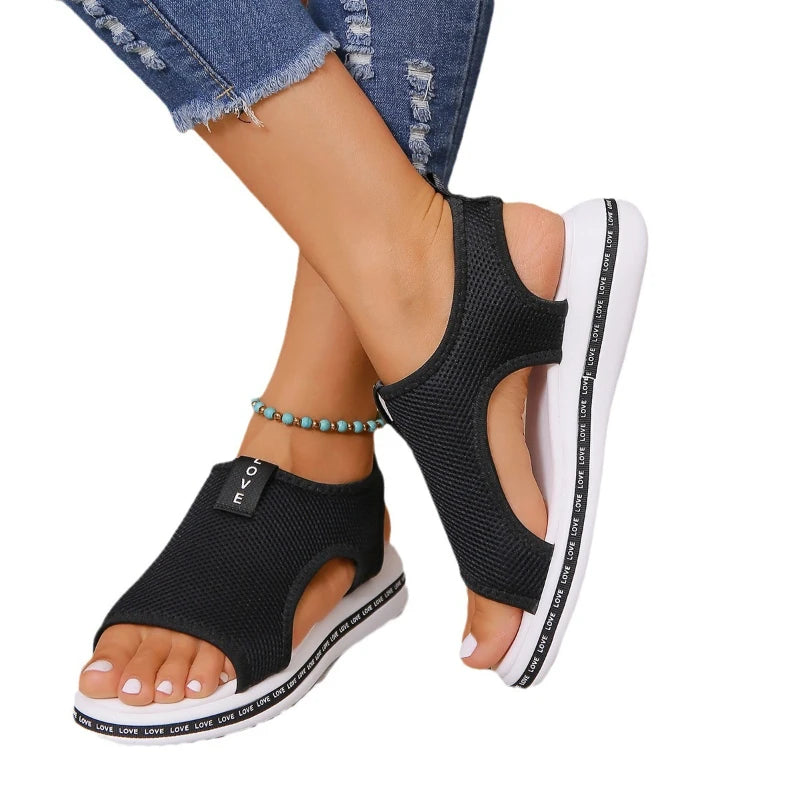 Summer women's sandals Fashionable European American women shoes Large-sized flat women's sandals flying weave sandals for women