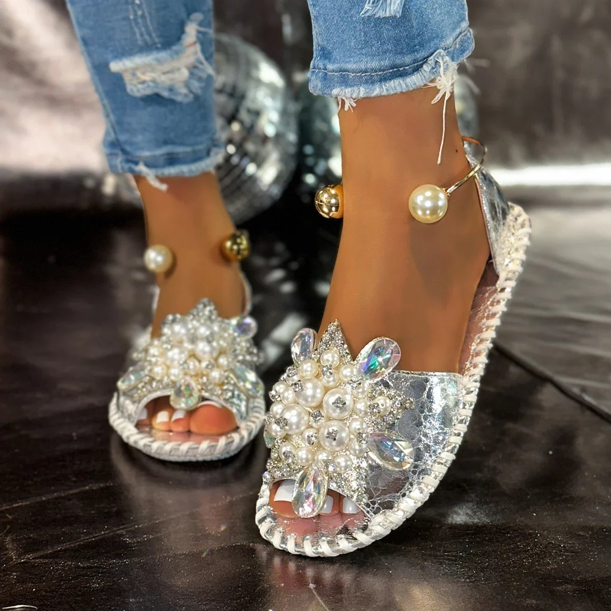 Women Fashion Sandals Lightweight Outdoor Slippers 2025 New Casual Open Toe Sandals Summer Anti-slip Trend Designer Shoes Women